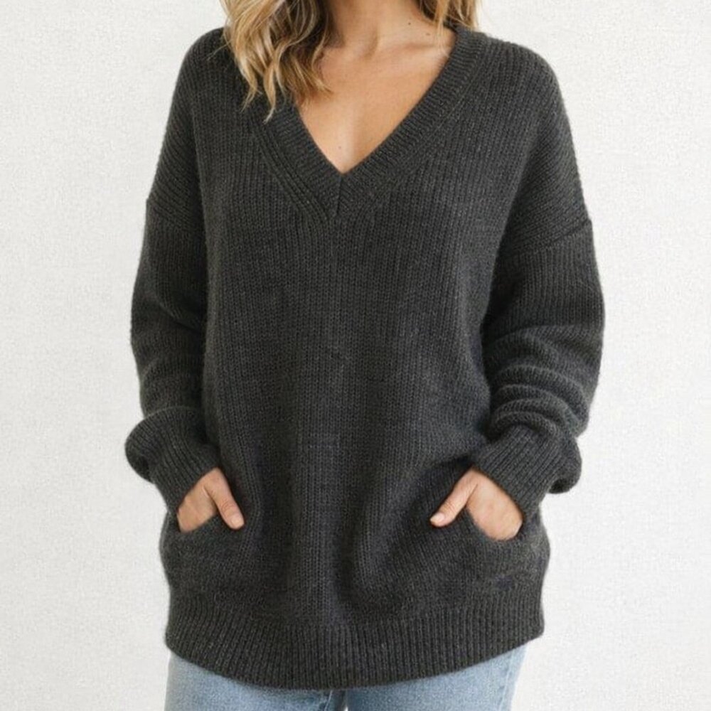 Ricki’s size small chunky oversized knit like Black V-Neck Sweater, long sleeve